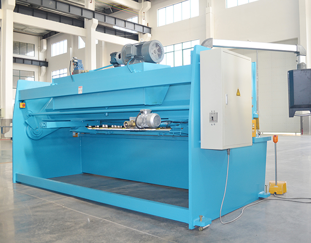 CNC-Schwenkbalken-Schermaschine zum Scheren von Metall mit E21s